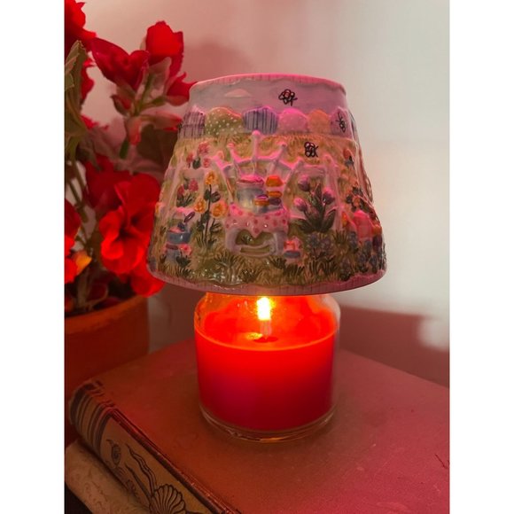 Yankee Candle Small Ceramic Shade Spring Floral Honey Bees Easter Bunnies - Picture 4 of 9